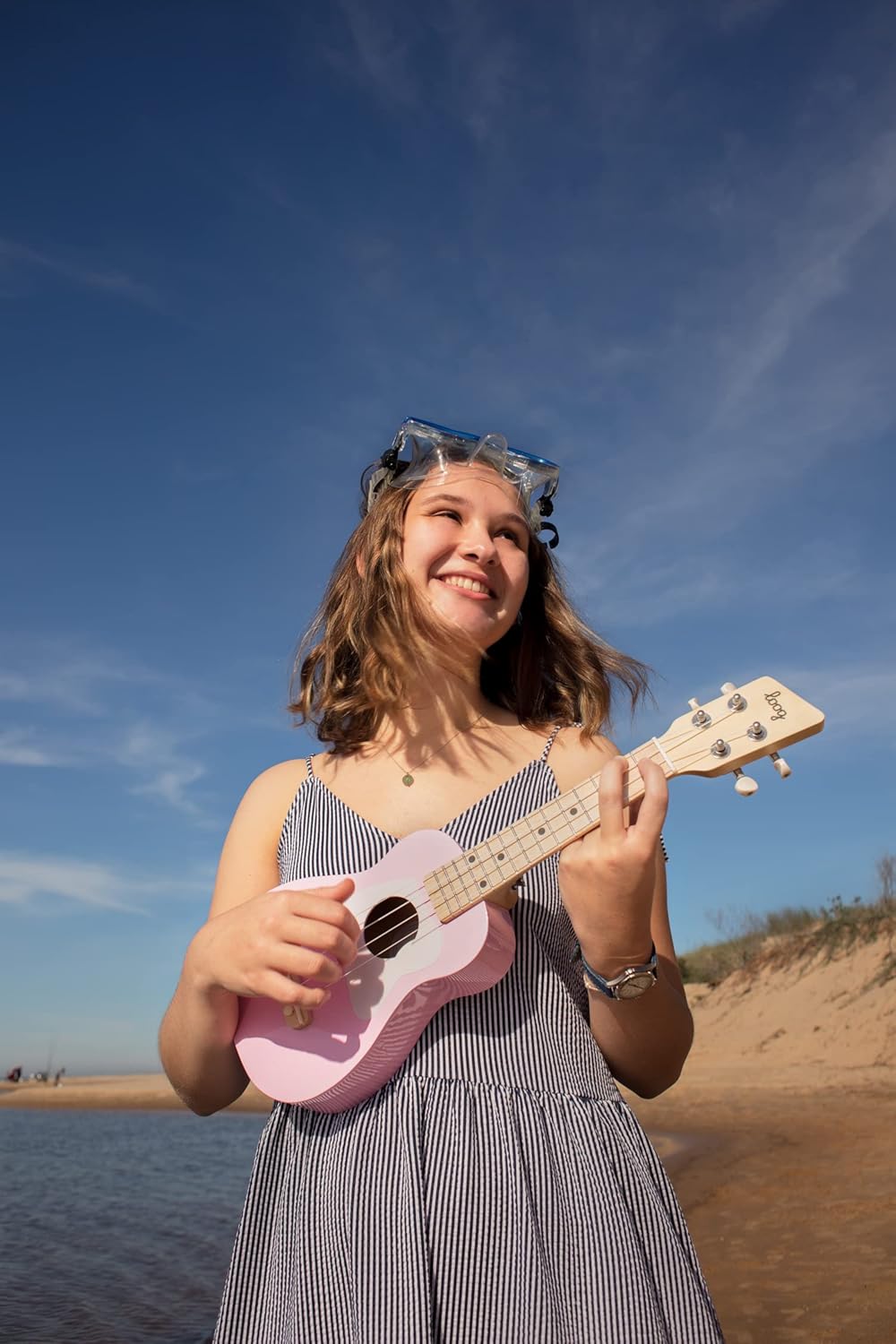 Loog Wood Soprano Ukulele for Kids & Beginners, App & Lessons, All Ages (Pink)