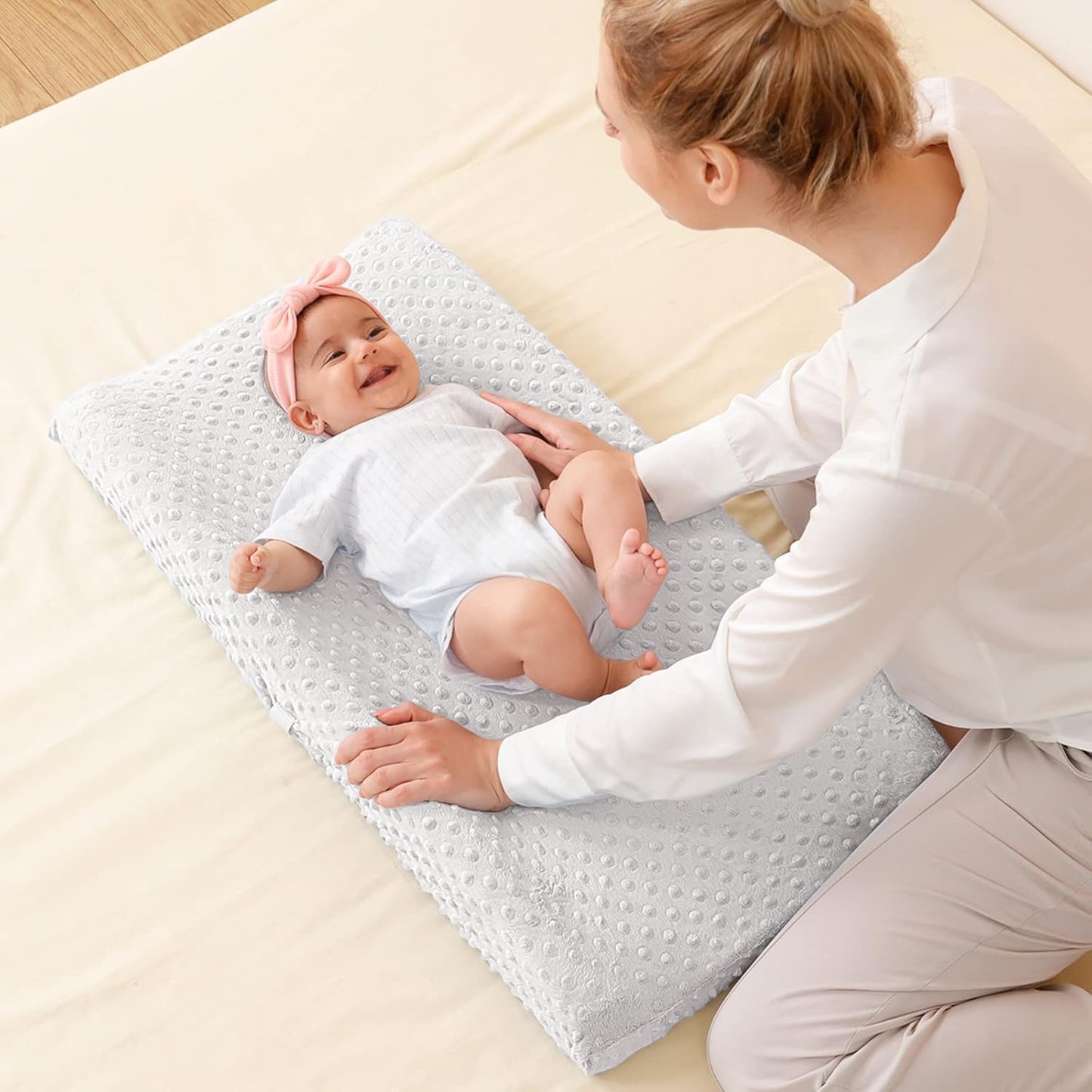 Baby Changing Pad Cover, Super Soft Plush Dot Diaper Changing Table Covers for Baby Girls and Boys, Ultra Comfortable, Diaper Changing Cloths for Babies, Fit 32"/34'' x 16" Pad (White)