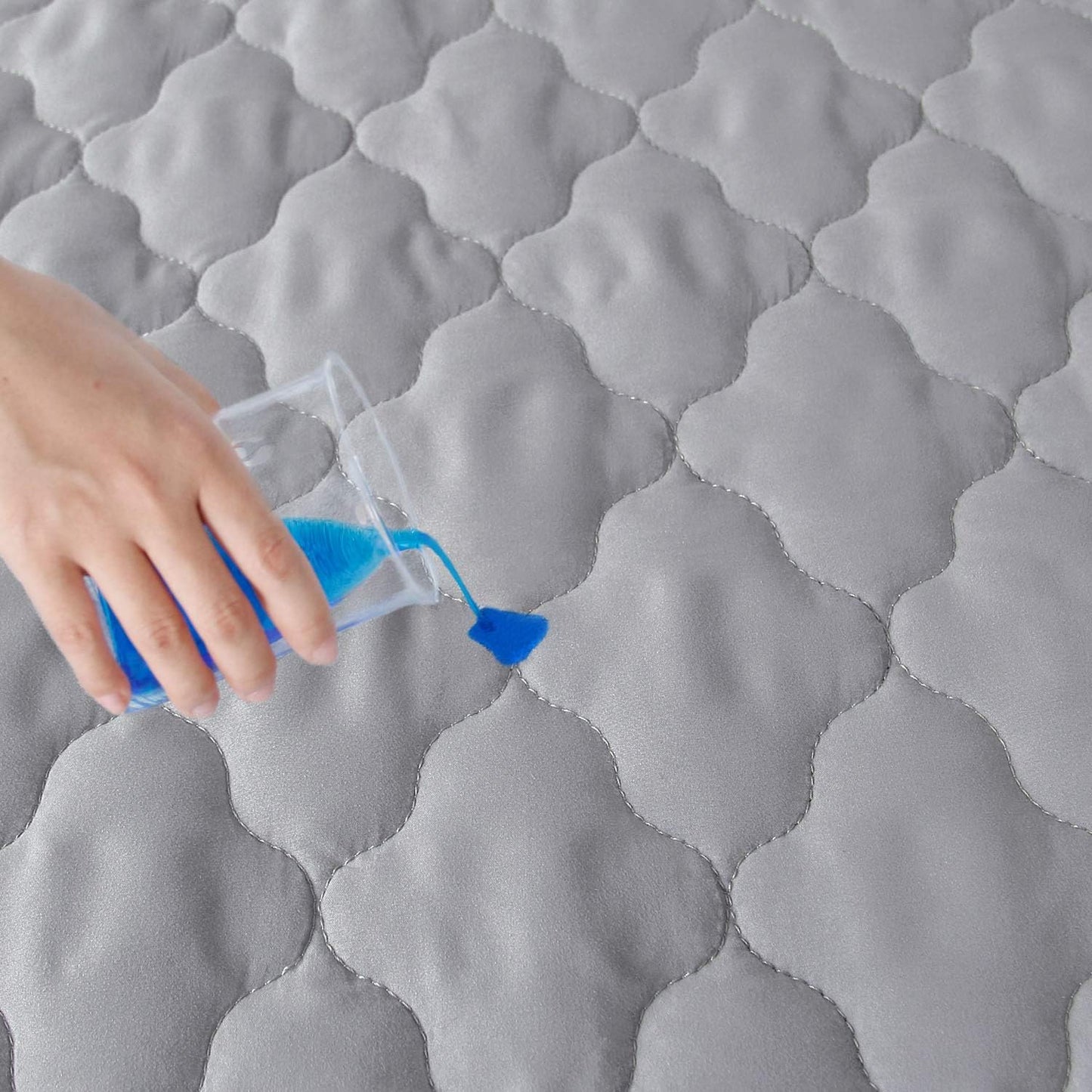Waterproof Crib Mattress Protector Pad Cover 28" x 52", Anti Slip & Absorbent Waterproof Bed Pads for Standard Crib/Toddler Bed Quilted Machine Washable (Quilted Improved Thickness) Grey