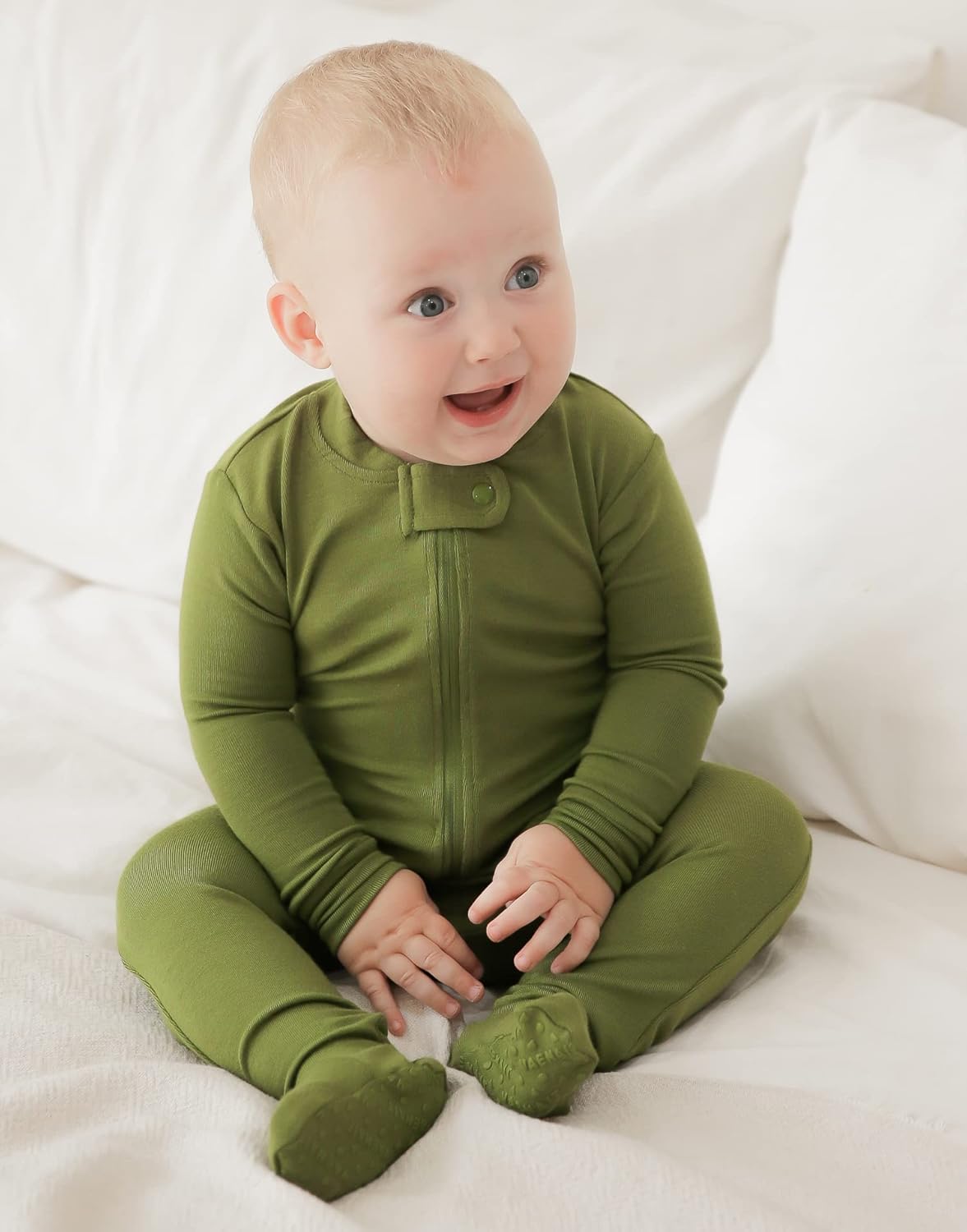 VAENAIT BABY Infant Toddler Boys Girls Footed One-Piece Sleep and Play Premium Modal Pajamas 1-2 Pieces