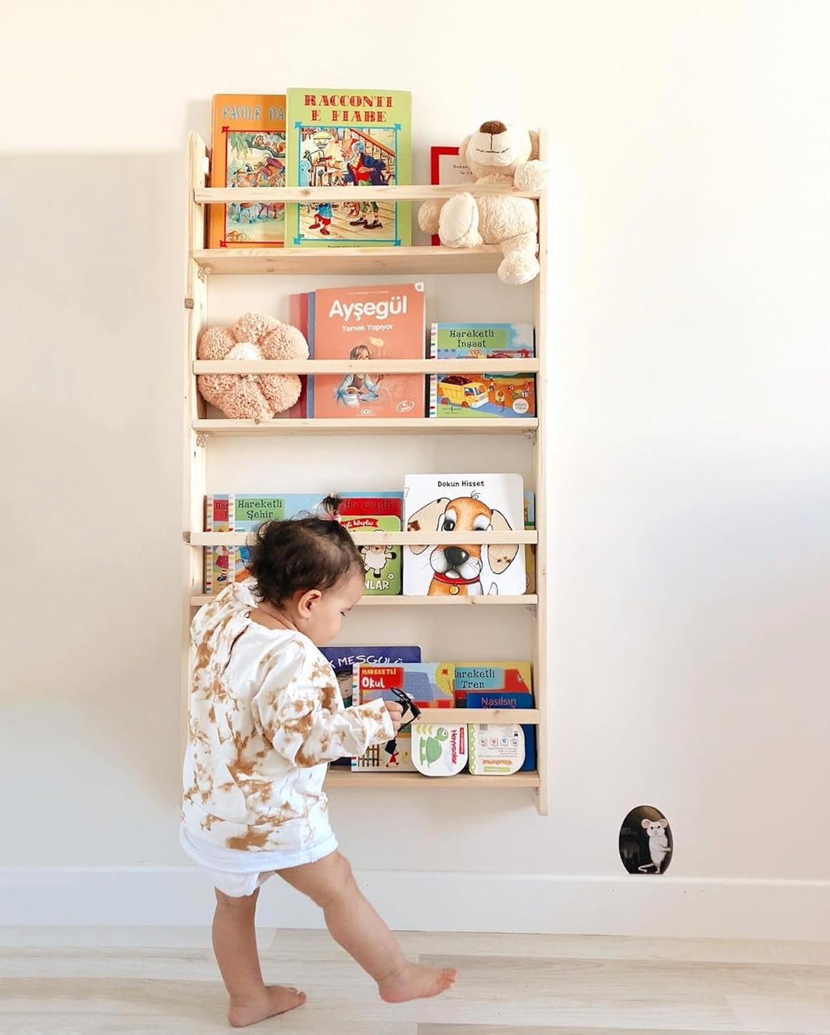 Handmade Solidwood Wall Mounted Montessori Kids Bookshelf, 4 Tier Book Display for Children Bedroom, Nursery Furniture Bookcase, Wood Pine Tree Book Organiser for Living Room (Walnut)