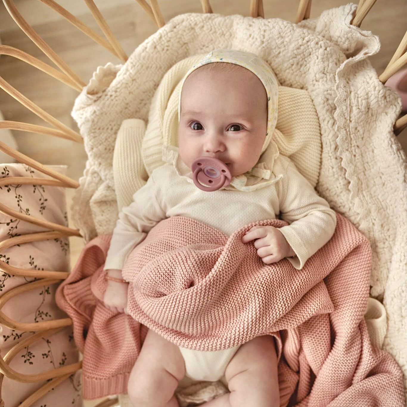 Heritage Knit Organic Swaddle Blanket for Girls - 100% Soft Luxury Cotton Knit Receving Swaddler - Warm Cozy Crib Swaddling Blanket for Newborns Infants & Toddler (0-2Yrs - Dreamy Lilac)