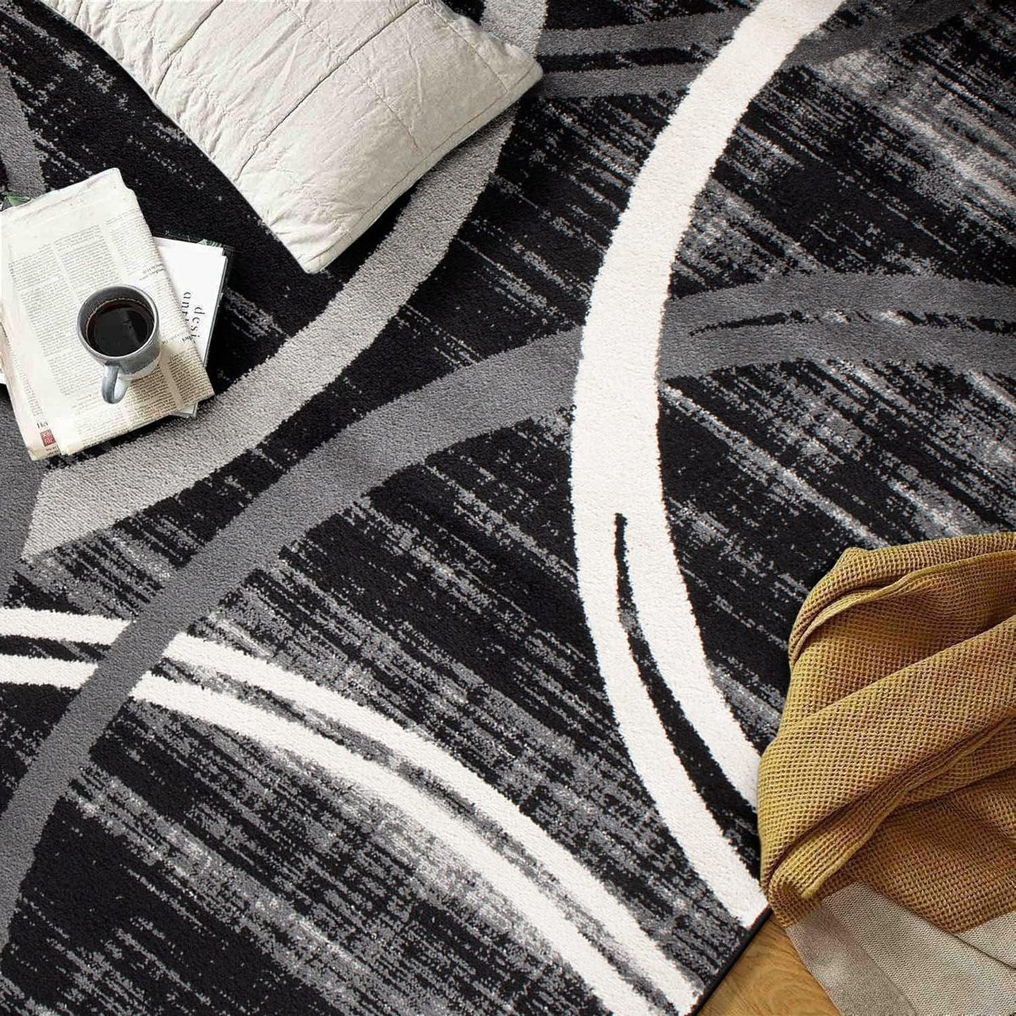 Rugshop Modern Wavy Circles Design Area Rug 6'6" x 9' Black
