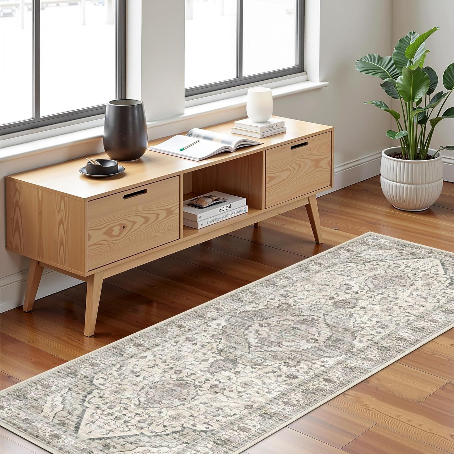 Runner Rug 2x5 Rug Boho Small Washable Area Rugs for Entryway Bathroom Kitchen, Hallway Runner Rugs Soft Low Pile Non-Slip Rubber Backing Oriental(Border Cream