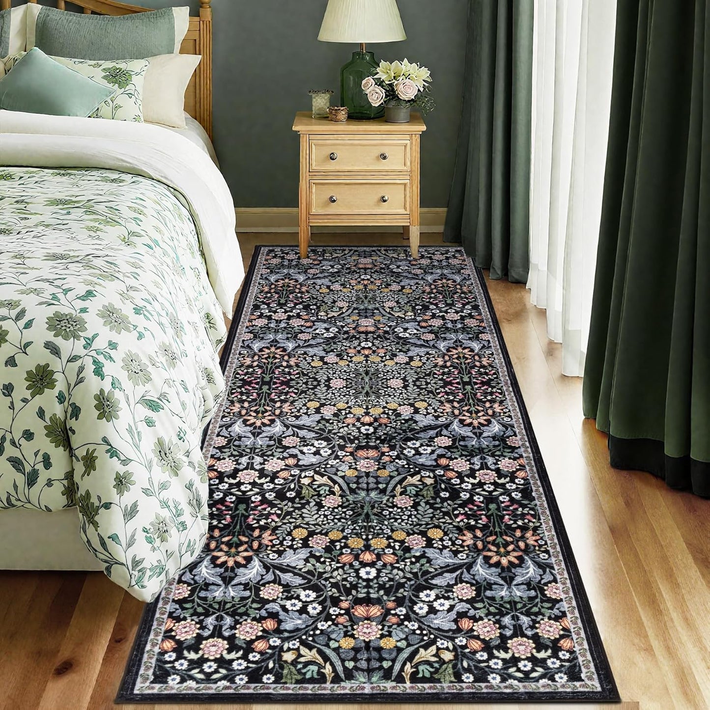Runner Rug for Entryway: 2x6 Kitchen Rugs Non Slip Washable Ultra-Thin Soft Floral Carpet Indoor Stain Resistant Carpets for Hallway Bedroom Kitchen Laundry Bathroom Dorm Dark Black