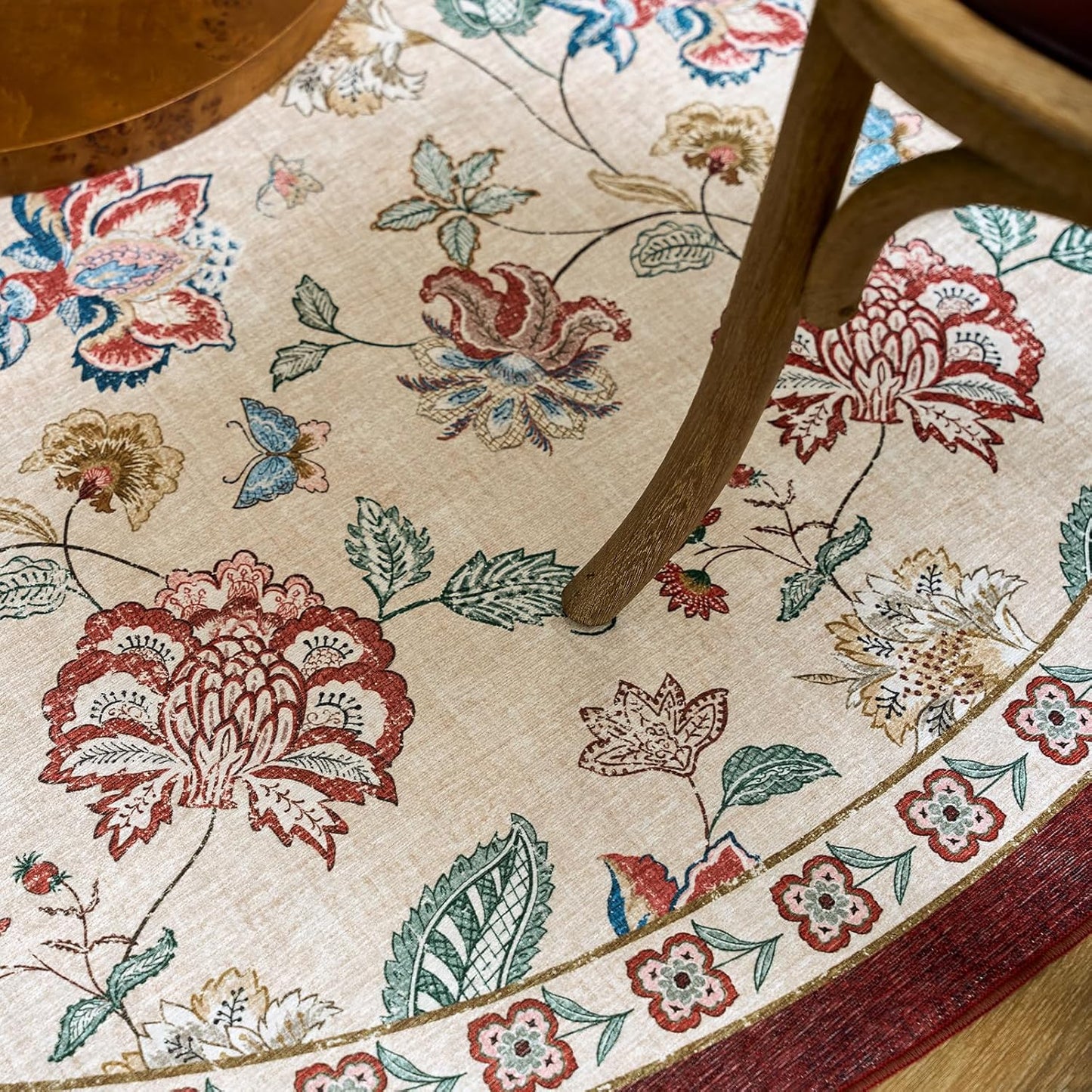 jinchan 4ft Floral Round Rug for Entryway Washable Kitchen Rug Vintage Romance Design Non Slip Indoor Doormat Lightweight Low-Profile Throw Carpet for Living Room Dining Room Bedroom, Red/Beige